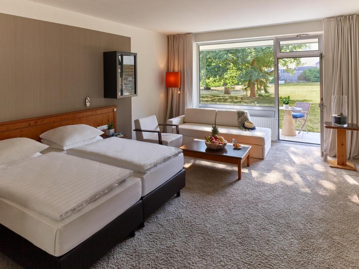 Romantik Hotel Klostergut Jakobsberg บอพพาร์ด ภายนอก รูปภาพ